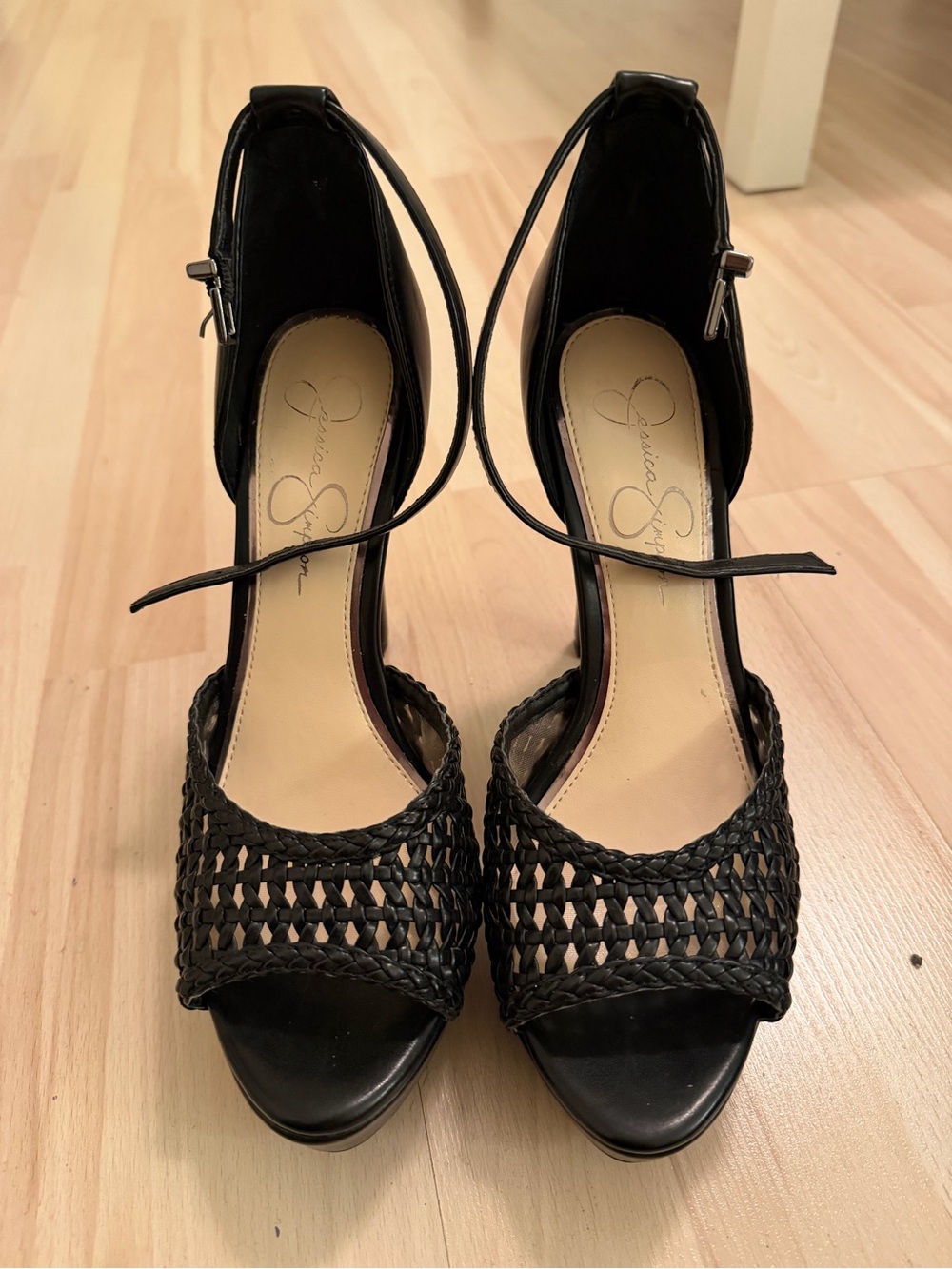 Jessica Simpson Beeya5 Peep-Toe Pump Black Women’s Size 8